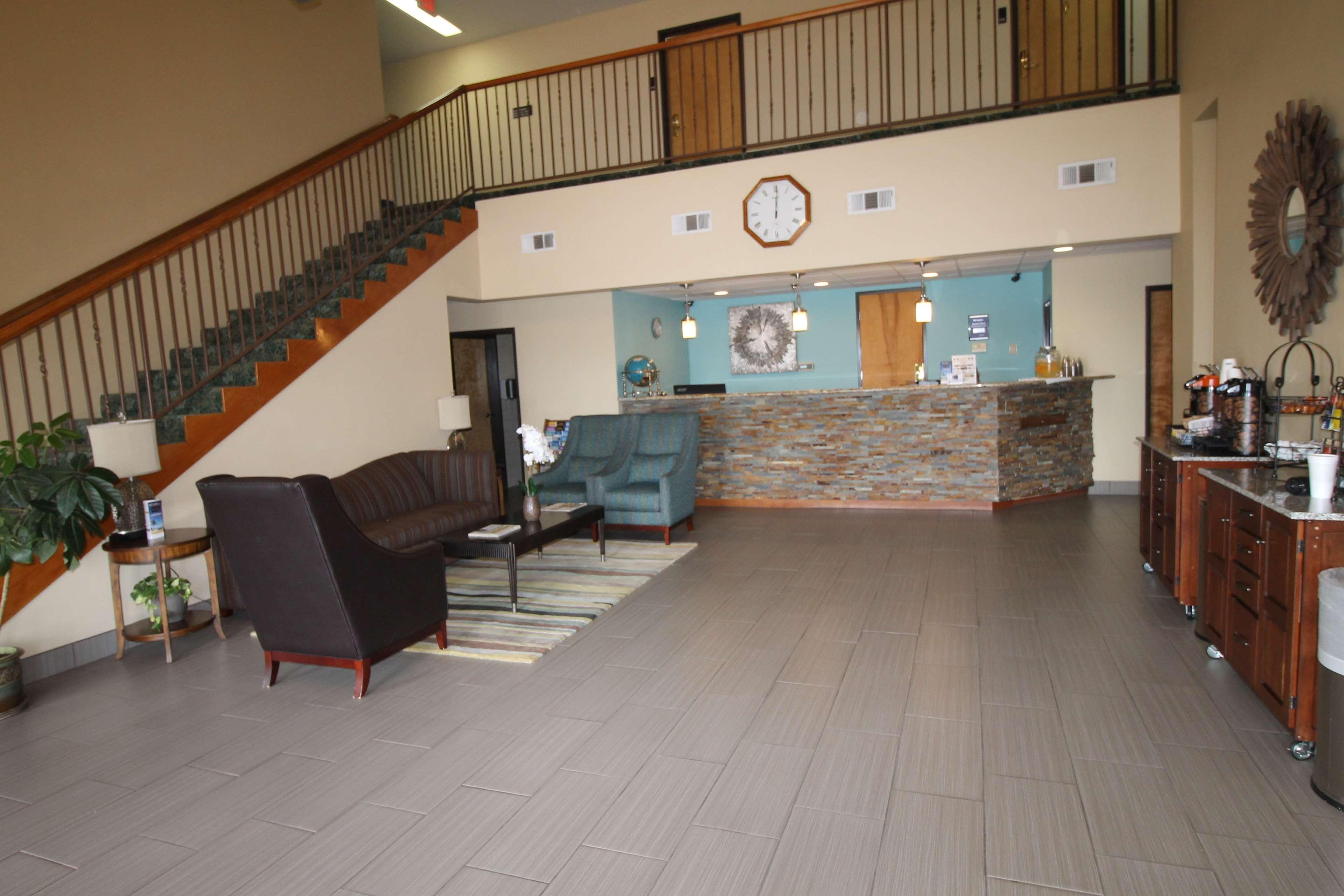 Best Western Liberty Inn Delano Exterior photo