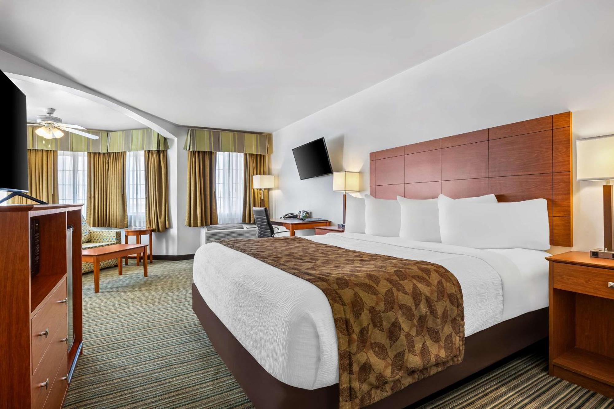 Best Western Liberty Inn Delano Exterior photo
